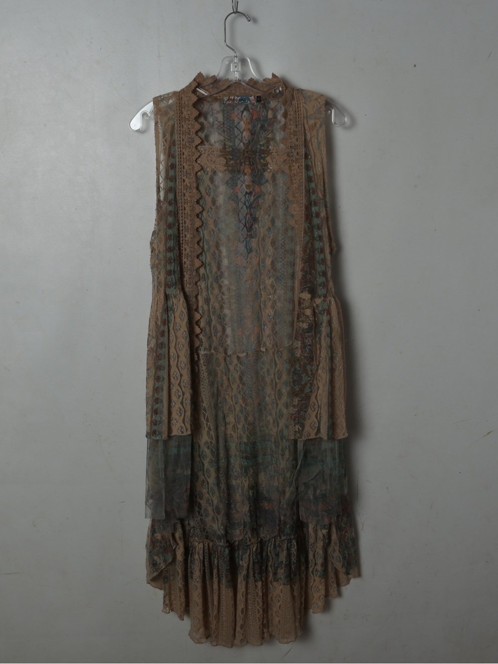 Boho Lace Tiered Sleeveless Cape in Beige and Olive